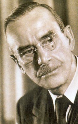 1929: Thomas Mann (1875 - 1955)